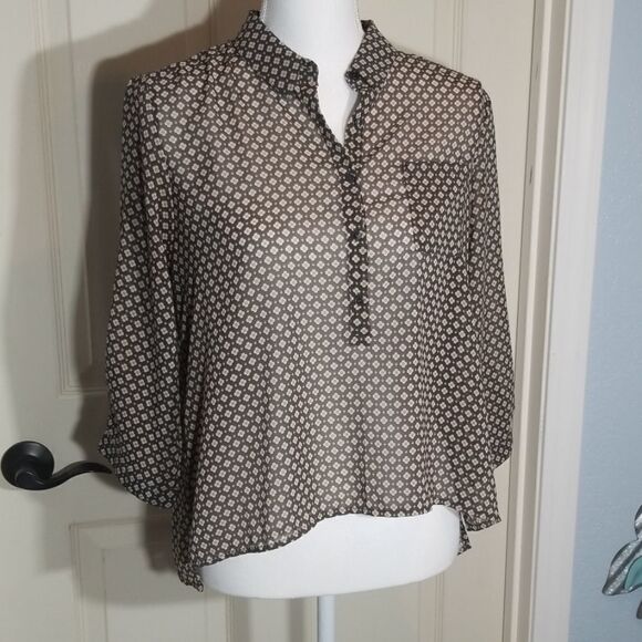 šø3/12$-AmericanāEagle,āFloralĀ ButtonāSemiāSheerāBlouse - Picture 3 of 7